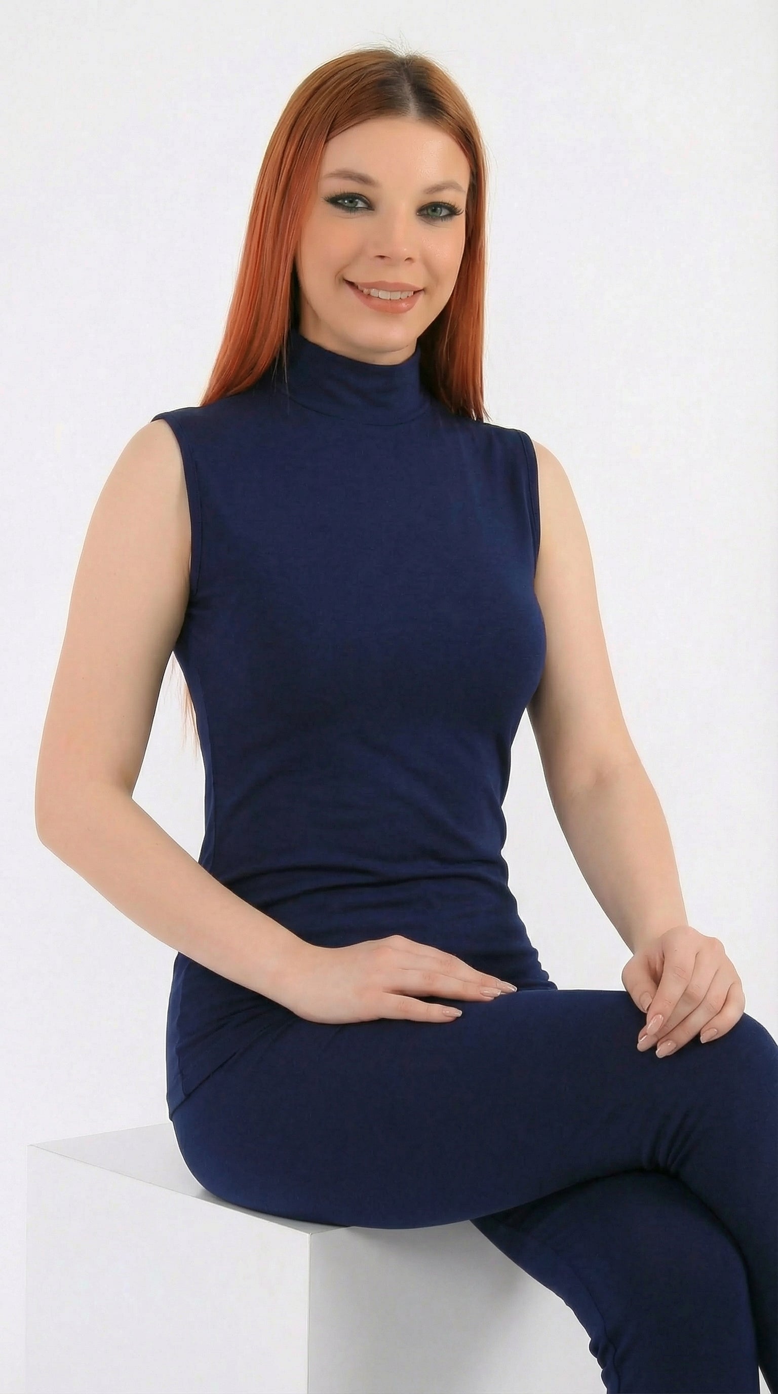 (6 قطع)توب نسائي رقبة عالية بدون اكمام-كحلى