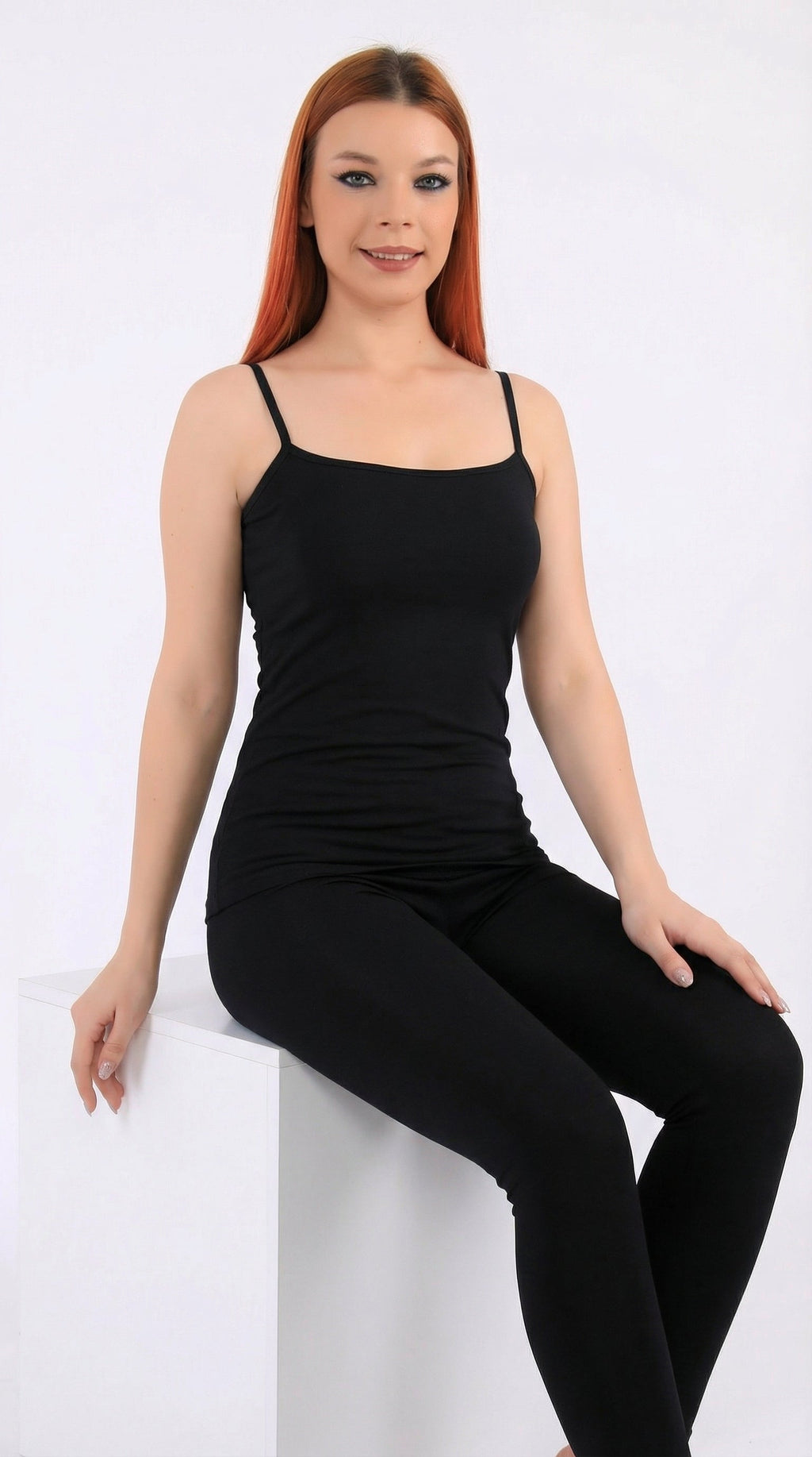 فانيلة نسائية حمالات رفيعة قطن استرتش