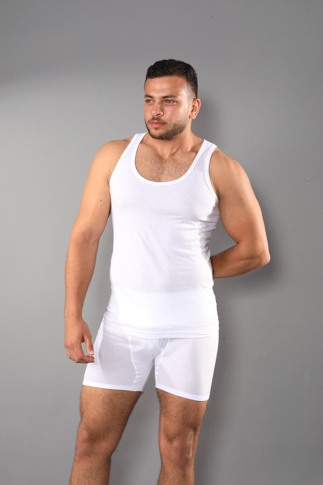 فانيلة رجالي قطن أبيض سبور